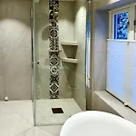 Tatil Evi Charming & Modern Seaside House In