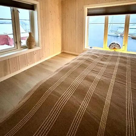 Tatil Evi Charming & Modern Seaside House In *