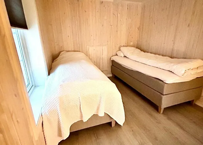 Charming & Modern Seaside House In *