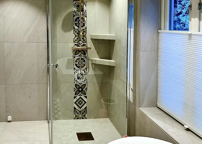 Dom wakacyjny Charming & Modern Seaside House In